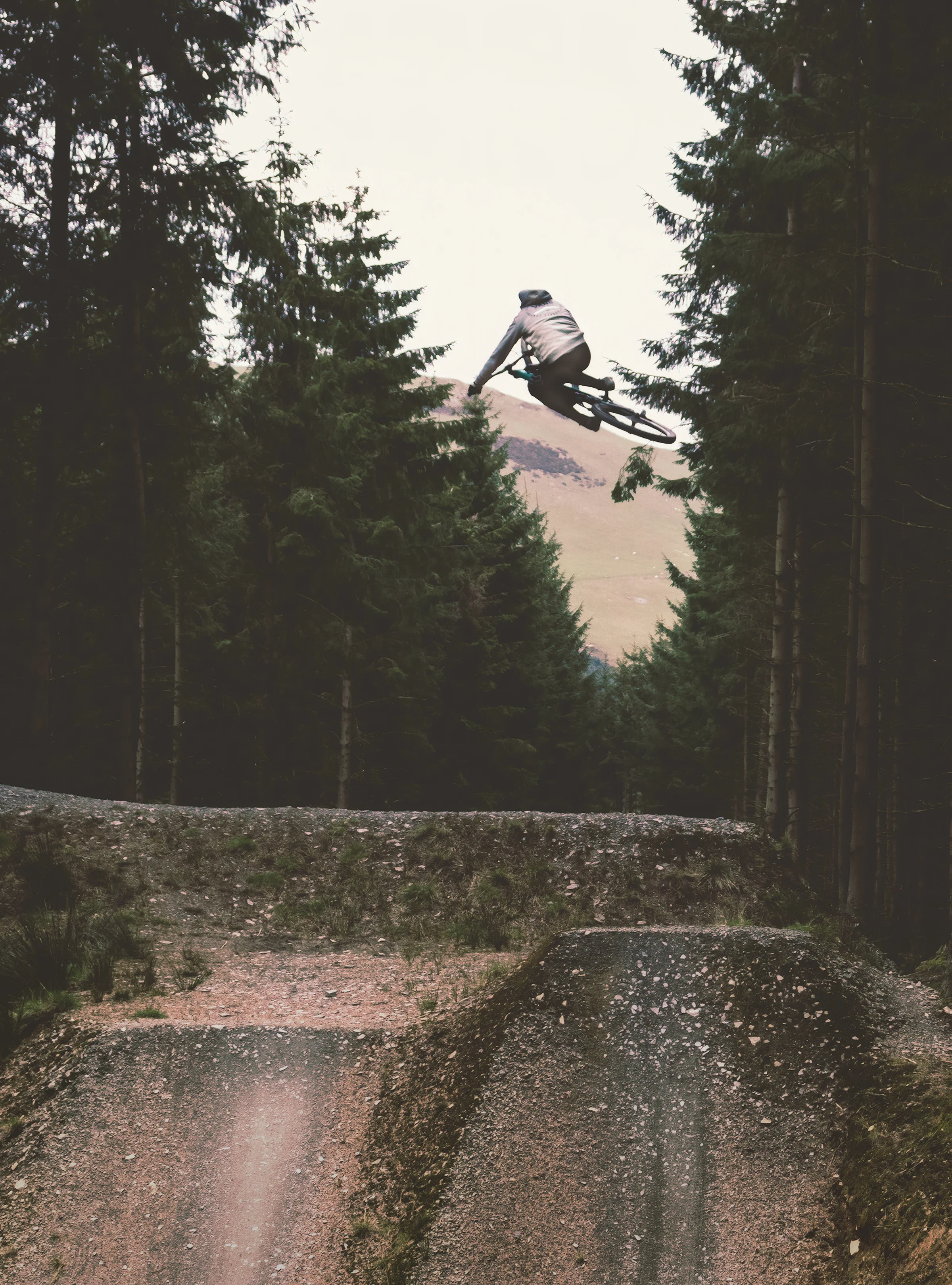 Verdín Bike Garage — Downhill/MTB y taller